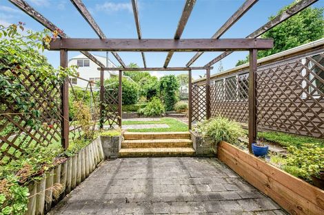 Photo of property in 23 Finlow Drive, Te Atatu South, Auckland, 0610