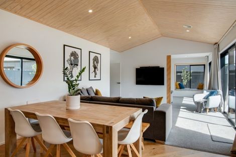 Photo of property in 6 Sandford Terrace, Lower Shotover, Queenstown, 9304