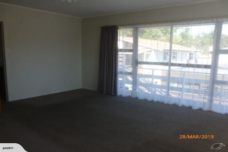 Photo of property in 15 Clawton Street, Westown, New Plymouth, 4310