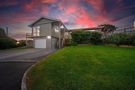 Photo of property in 82 Beacon Hill Road, Strathmore Park, Wellington, 6022