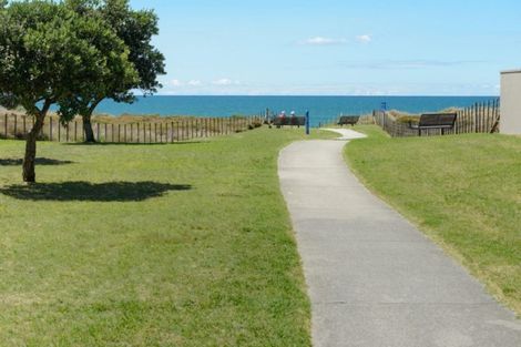 Photo of property in 10 Sunbrae Grove, Mount Maunganui, 3116