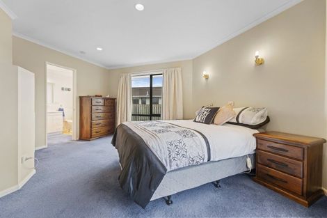 Photo of property in 137 Hagart-alexander Drive, Mosgiel, 9024