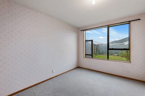 Photo of property in 6b Rolfe Place, Bishopdale, Christchurch, 8053