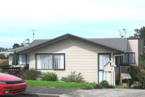 Photo of property in 1 Miriam Corban Heights, Henderson, Auckland, 0612