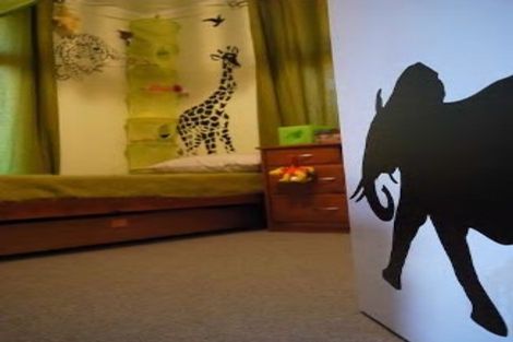 Photo of property in 28 Porterfield Street, Macandrew Bay, Dunedin, 9014