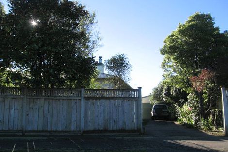 Photo of property in 21 Martin Street, Palmerston North, 4414