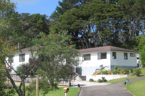 Photo of property in 18 Pimento Place, New Lynn, Auckland, 0600