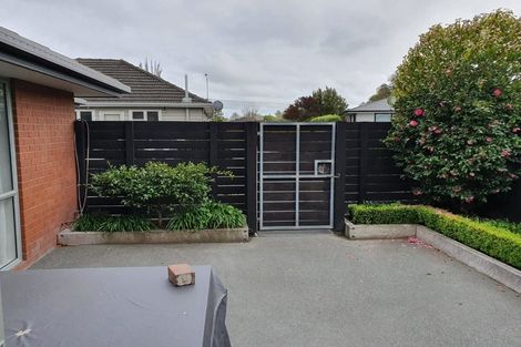 Photo of property in 398a Ilam Road, Bryndwr, Christchurch, 8053