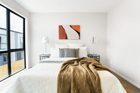 Photo of property in 14c Serjeant Street, Henderson, Auckland, 0612