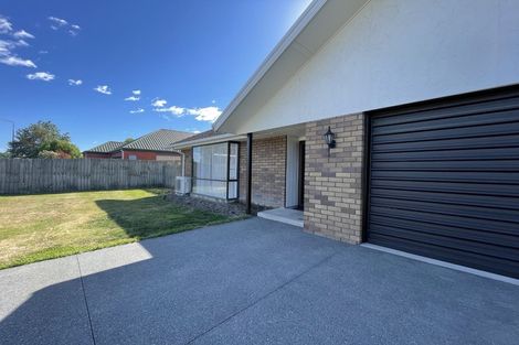Photo of property in 134 Racecourse Road, Sockburn, Christchurch, 8042