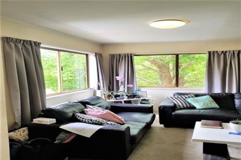 Photo of property in 8 Oldham Place, Browns Bay, Auckland, 0630