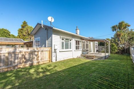 Photo of property in 3 Cavell Place, Gonville, Whanganui, 4501