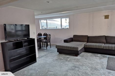 Photo of property in 1118 Fergusson Drive, Clouston Park, Upper Hutt, 5018