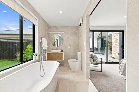 Photo of property in 225 Springfield Road, St Albans, Christchurch, 8014