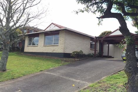 Photo of property in 34 Priestley Drive, Bucklands Beach, Auckland, 2014