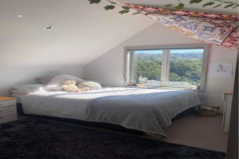 Photo of property in 16 Cavalry Close, Crofton Downs, Wellington, 6035