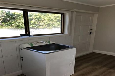 Photo of property in 2/52 Nile Road, Milford, Auckland, 0620