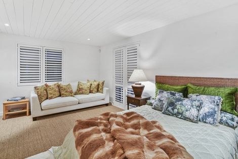 Photo of property in 9 Karahu Lane, Omaha, 0986