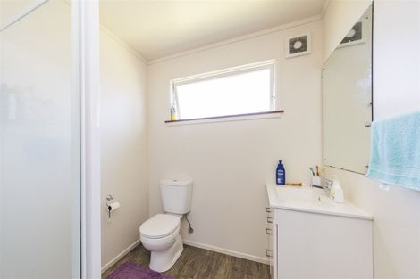 Photo of property in 142 College Street, Awapuni, Palmerston North, 4412