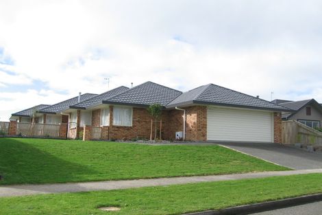 Photo of property in 137 Pacific Drive, Fitzherbert, Palmerston North, 4410