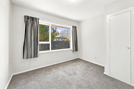 Photo of property in 19 Kinnaird Place, Hillmorton, Christchurch, 8025