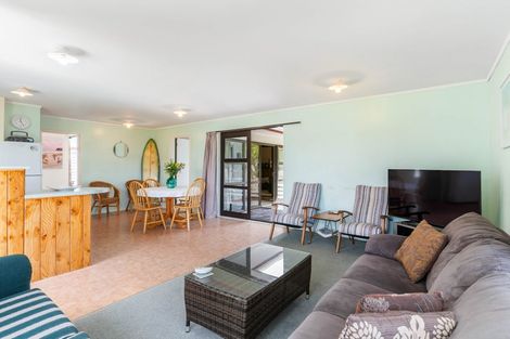 Photo of property in 115 Sylvia Road, Whangamata, 3620