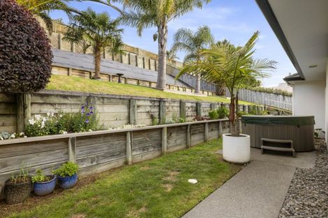 Photo of property in 15 Athelstan Way, Bethlehem, Tauranga, 3110
