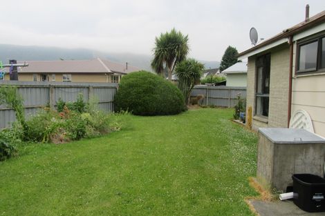 Photo of property in 12 Pitman Place, Waimate, 7924