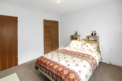 Photo of property in 17a Cambridge Street, Pahiatua, 4910