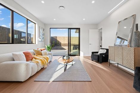 Photo of property in 98 Huanui Drive, Wainui, 0992