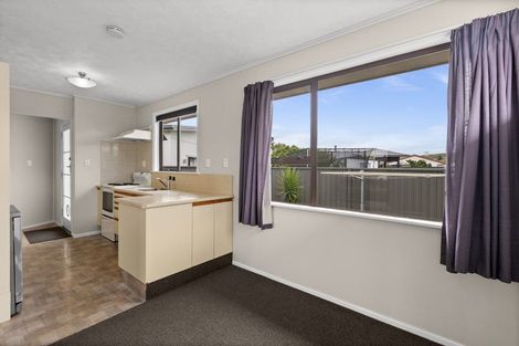 Photo of property in 5 Warwick Crescent, Taradale, Napier, 4112