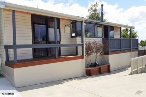 Photo of property in 8 Vincent Drive, Levin, 5510