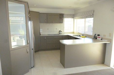 Photo of property in 1 Baird Street, Howick, Auckland, 2014