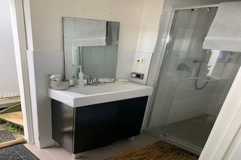 Photo of property in 41 Norwood Road, Bayswater, Auckland, 0622