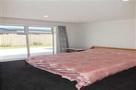 Photo of property in 11 Gosling Crescent, Halswell, Christchurch, 8025