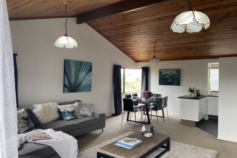 Photo of property in 2/10 Don Street, Papakura, 2110