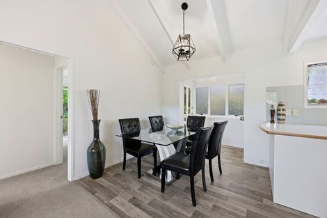 Photo of property in 2/30 Curacao Place, Half Moon Bay, Auckland, 2012