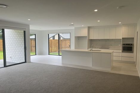 Photo of property in 16 Layla Place, Katikati, 3178