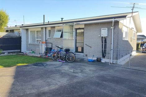 Photo of property in 2/27 Burdale Street, Riccarton, Christchurch, 8011