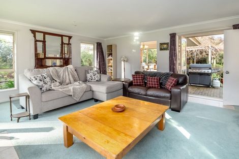 Photo of property in 265 No 1 Line, Tauwharenikau, Featherston, 5771