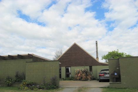 Photo of property in 29 Main North Road, Woodend, 7610