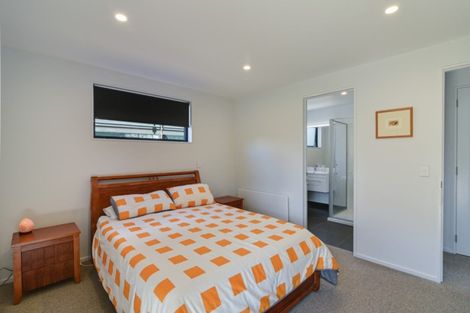 Photo of property in 37 Red Cottage Drive, Lake Hayes, Queenstown, 9304