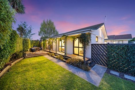 Photo of property in 11 Townshend Crescent, Halswell, Christchurch, 8025