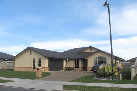 Photo of property in 6 Sandowne Close, Rototuna North, Hamilton, 3210