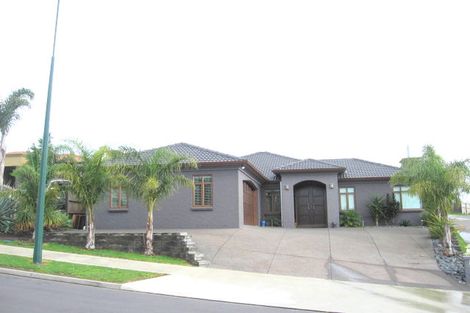 Photo of property in 6 Phoenicia Court, The Gardens, Auckland, 2105