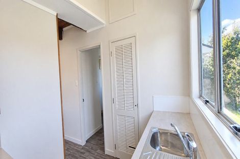 Photo of property in 25 Attlee Place, Gisborne, 4010