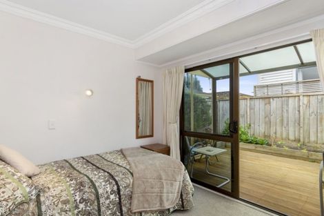 Photo of property in 493c Devonport Road, Tauranga South, Tauranga, 3112