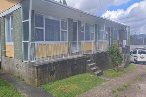 Photo of property in 1/96 Te Atatu Road, Te Atatu South, Auckland, 0610