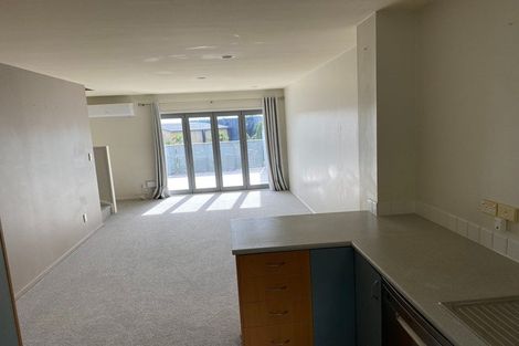 Photo of property in 3/13 Pannill Place, Oteha, Auckland, 0632