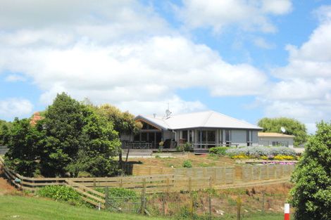 Photo of property in 685 Great South Road, Runciman, Drury, 2578